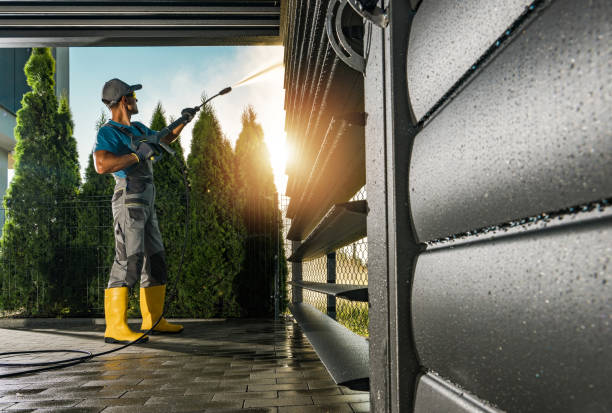 Best Deck Pressure Washing  in Sugarcreek, OH